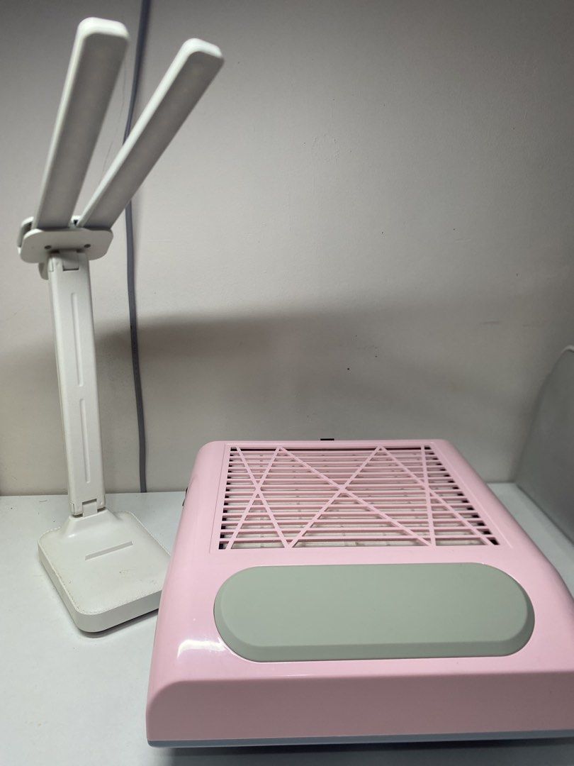 Nail Dust Collector (w free Mini lamp) (Category: Hands & Nails) located in Bulacan. Submitted by xwynn (Listing ID 1470977456, Image 3). Description: Got this for like ₱800 plus Twice ko lang nagamit Rfs:upgrade Already lp plss super bago pa nyaa ill give freebies if your gonna get thiss.