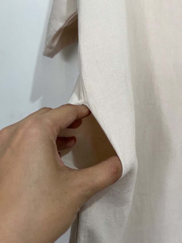 Naning9 linen dress with pockets (Category: Dresses) located in Las Pinas. Submitted by gaeley (Listing ID 1470963773, Image 3). Description: b: 23" armpit to armpit l: 47".