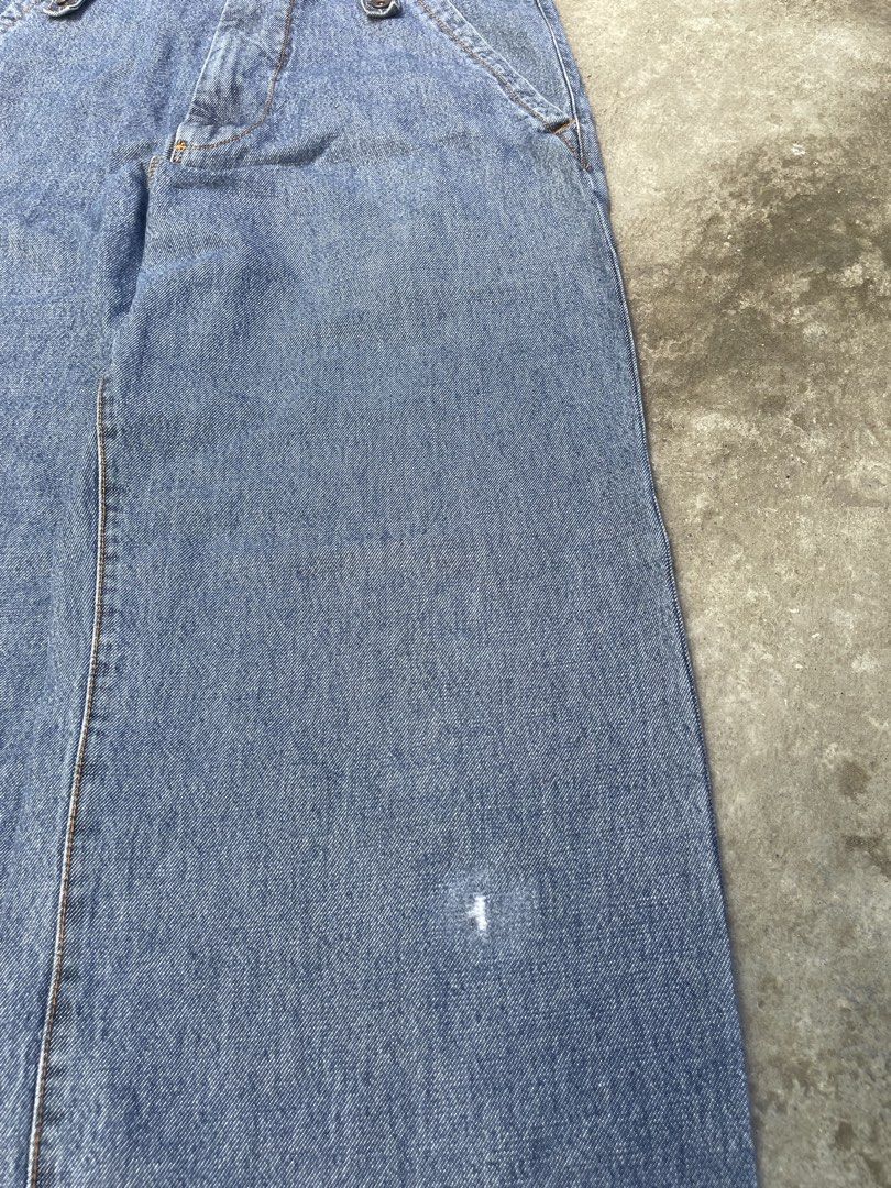 Net Mens Baggy Jeans 👖 (Category: Jeans) located in Roxas City. Submitted by patch_archive (Listing ID 1471061085, Image 3). Description: Net Mens Baggy Jeans 👖 📏 ACTUAL DIMENSION USING INCHES 👖 WAIST :34 👖 LENGTH : 43 👖 THIGH : 13.5 👖 HEM : 10 👖 FLAWS : Heel Bites 🏷️ PRICE : 500 PHP + SF * MESSAGE ME IF YOU HAVE ANY OTHER QUESTION ABOUT SIZING . 🚚 Local shipping fee ( 70-85 Php) ✈️ International Shipping fee cost “DM” 💳 Mode of paymen