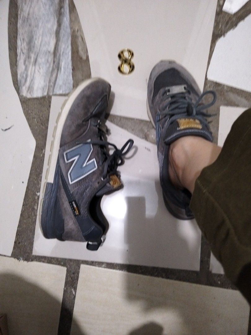 New Balance (Category: Sneakers) located in El Salvador. Submitted by francheskaukayukay (Listing ID 1470971107, Image 2). Description: .