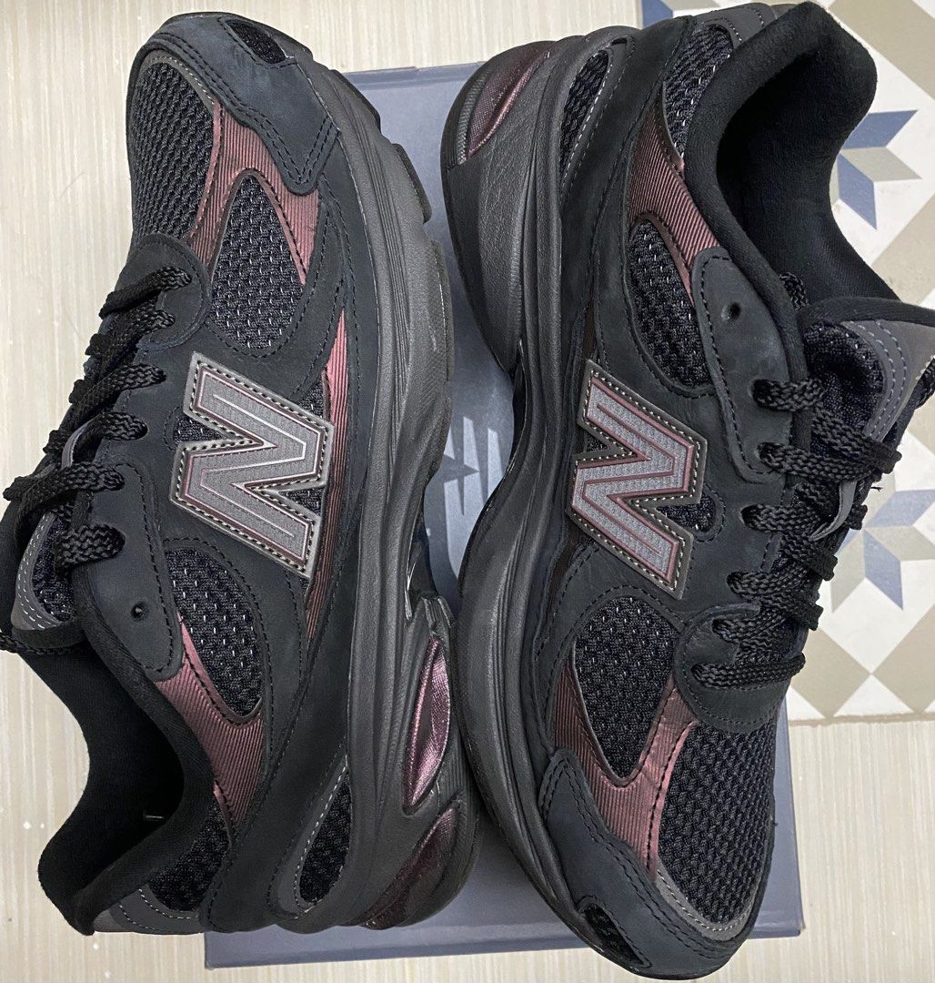 New Balance 2010 (Category: Sneakers) located in Quezon City. Submitted by mrcmas (Listing ID 1471040797, Image 1). Description: New Balance 2010 Size 9.5US With box & paper inserts Condition: 9/10 Used 2x P3,100 .