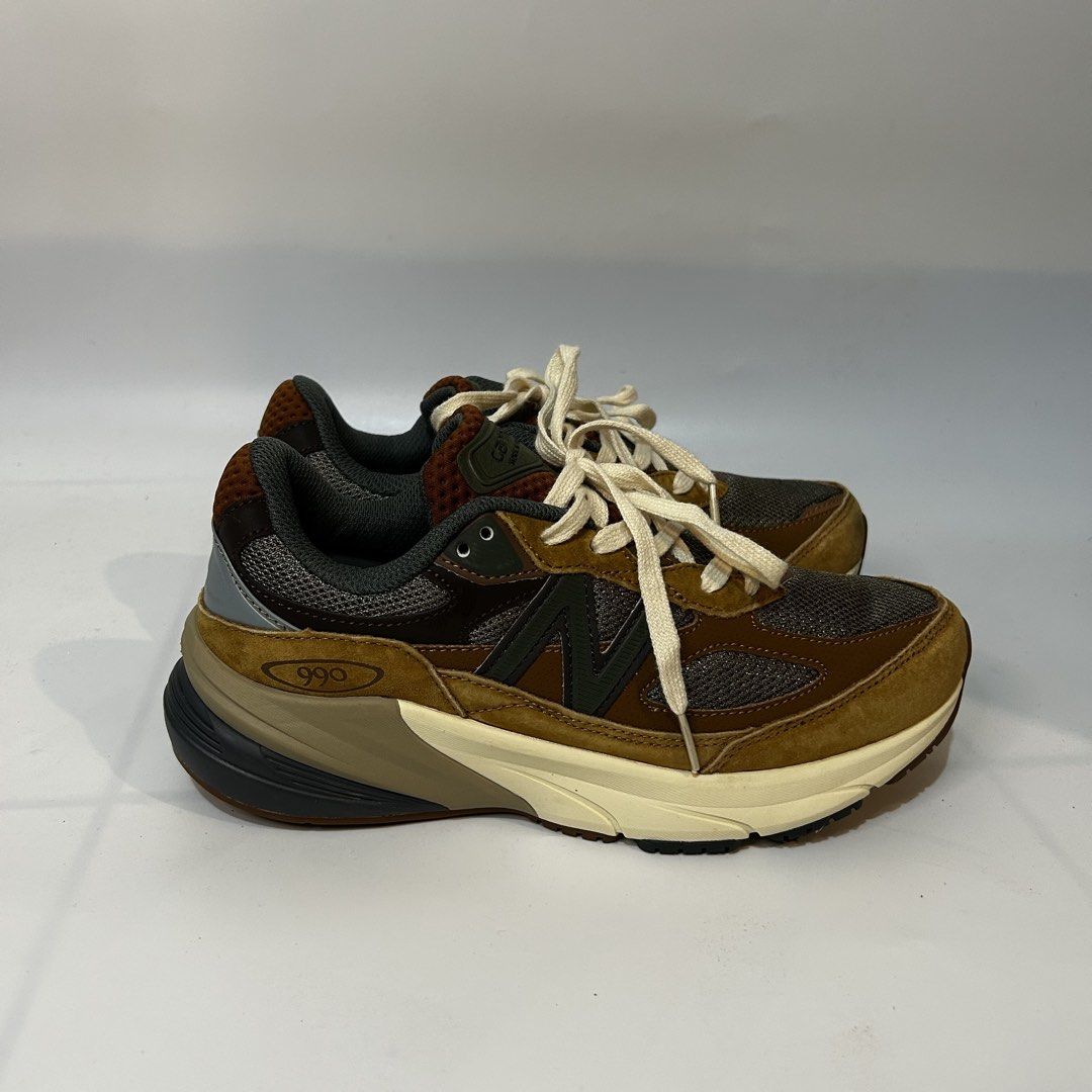 New balance 990 X Carhartt (Category: Sneakers) located in Iloilo. Submitted by shapatos_12 (Listing ID 1471003301, Image 1). Description: .