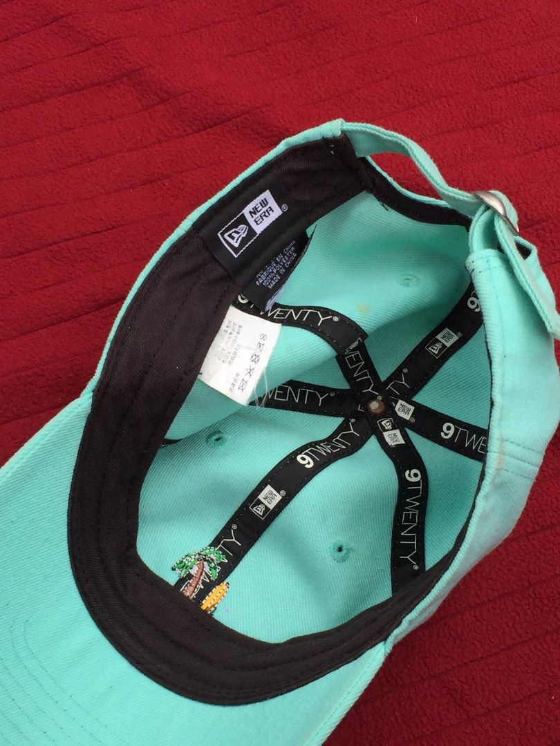New Era 9Twenty Mint Green Surfboard Palm Tree Hat (Category: Caps & Hats) located in Magallanes. Submitted by thrift.culture2026 (Listing ID 1471055247, Image 3). Description: GOOD CONDITION 9/10 COLOR RATE ISSUES NASA PIC .
