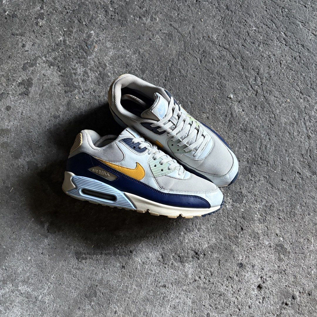 Nike Air Max 90 Essential - Royal Tint (Category: Sneakers) located in Taguig. Submitted by _grailedph (Listing ID 1471028467, Image 3). Description: Nike Air Max 90 Essential - Royal Tint Authentic Size: 11mens/29cm Pair only/As is Excellent Condition ₱ 1,800.
