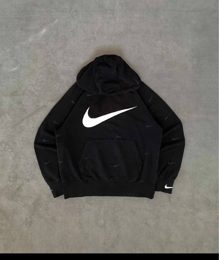NIKE AOP HOODIE (Category: Coats, Jackets and Outerwear) located in Baguio. Submitted by reniel_thrift (Listing ID 1471043626, Image 2). Description: forsale Nike AOP Hoodie •Excellent ondition •Color Rate: 10/10 •Issue: None -Size Large On tag -Width 24 -Length 28 ₱880ship 📍Baguio City🌲.