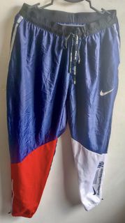 (Category: ) located in . Submitted by rapha.houseofactivewear.23 (Listing ID 1471058409, Image 1). Description: .
