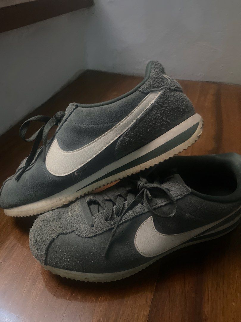 Nike Cortez Suede Green Sneakers (Category: Sneakers) located in Manila. Submitted by master02 (Listing ID 1470986042, Image 1). Description: - Brand: Nike - Model: Cortez Retro Runner - Color: Green Suede with White Swoosh and Laces - Details: Embroidered text logo on heel tabs, original tongue tags intact - Condition: Uppers in great textured suede condition; rubber outsole has minor dirt marks from light wear.