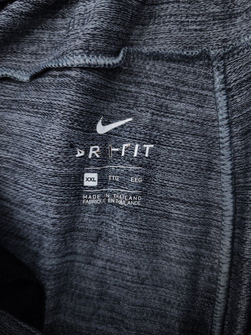 Nike Cotton Drifit Jogger (Category: Joggers) located in Bulacan. Submitted by emilj23 (Listing ID 1470971989, Image 3). Description: Nike Cotton Drifit Jogger Size XXL on tag L 38.5 W 32-38 Leg Hole 5 Condition 9.5/10 Color rate 9.5/10 Issue Minimal Stain.