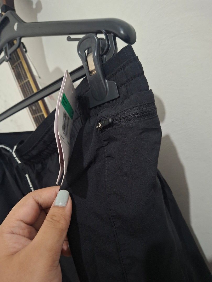 Nike Drifit Short 36-38 Bnew (Category: Activewear) located in Bulacan. Submitted by thiftys.ph (Listing ID 1471015374, Image 3). Description: Bnew pa with tag Inner Panty Waist 36-38 Lenght 15.5.