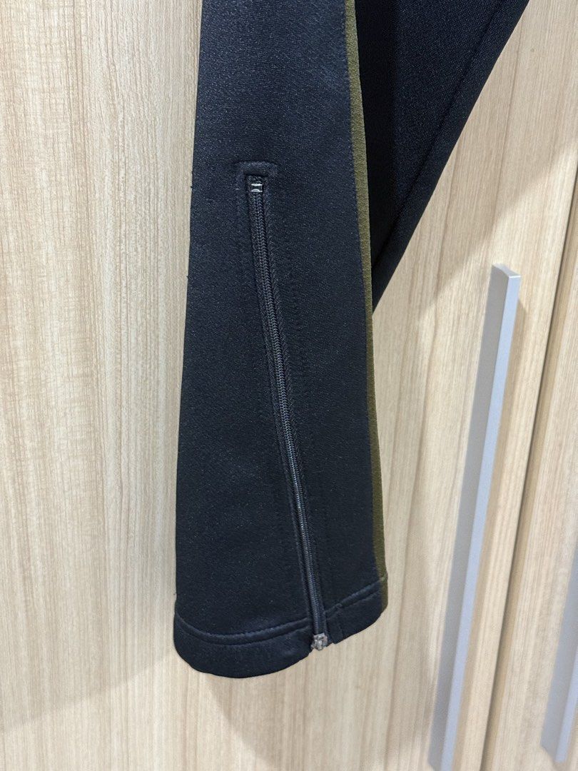 Nike Fit Dry Black Track Pants Size M (Category: Joggers) located in Las Pinas. Submitted by lovelyfinds. (Listing ID 1471032772, Image 2). Description: .