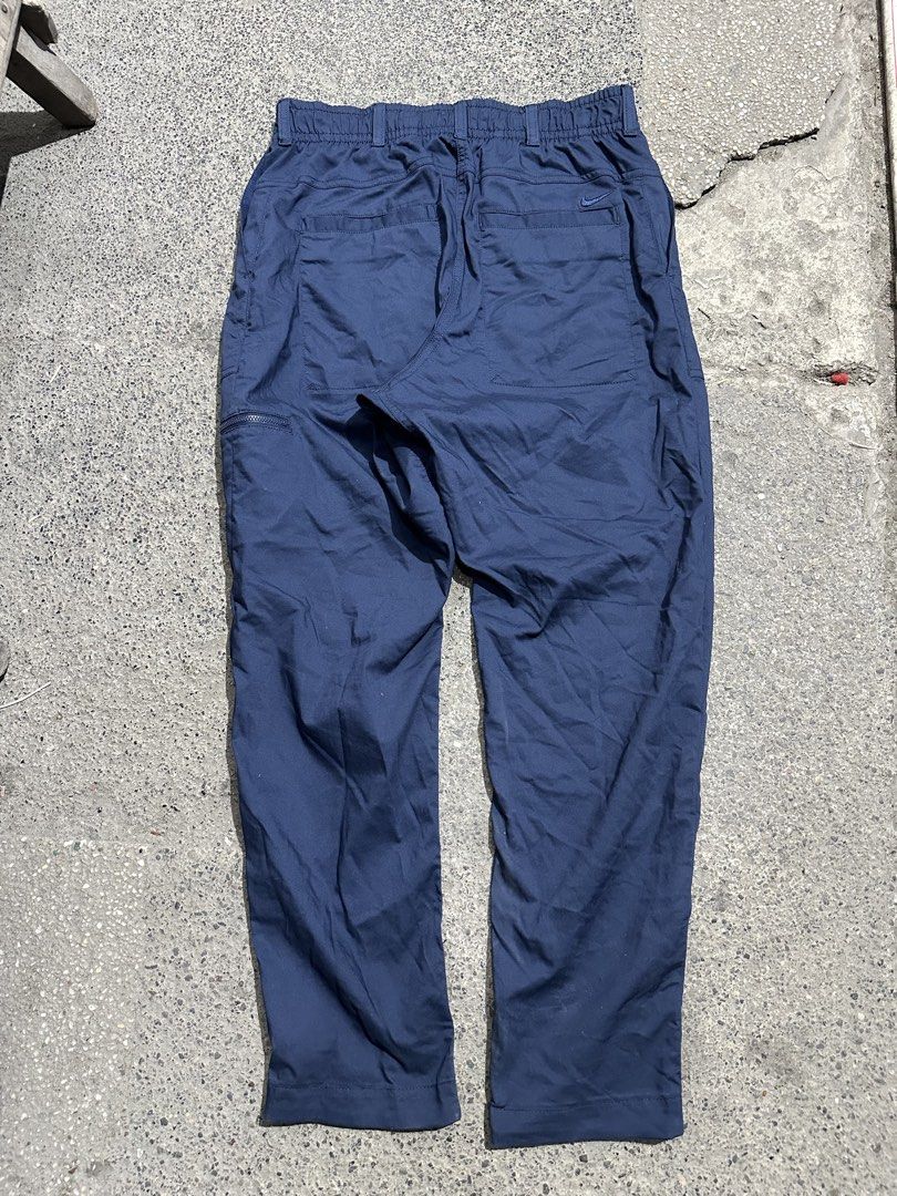 Nike Golf pants size medium (Category: Chinos) located in Cebu City. Submitted by antonio.river (Listing ID 1471044071, Image 3). Description: Nike golf pants size medium Dimension W30-32 L39 Good as new No issue Location maguikay Mandaue city cebu.