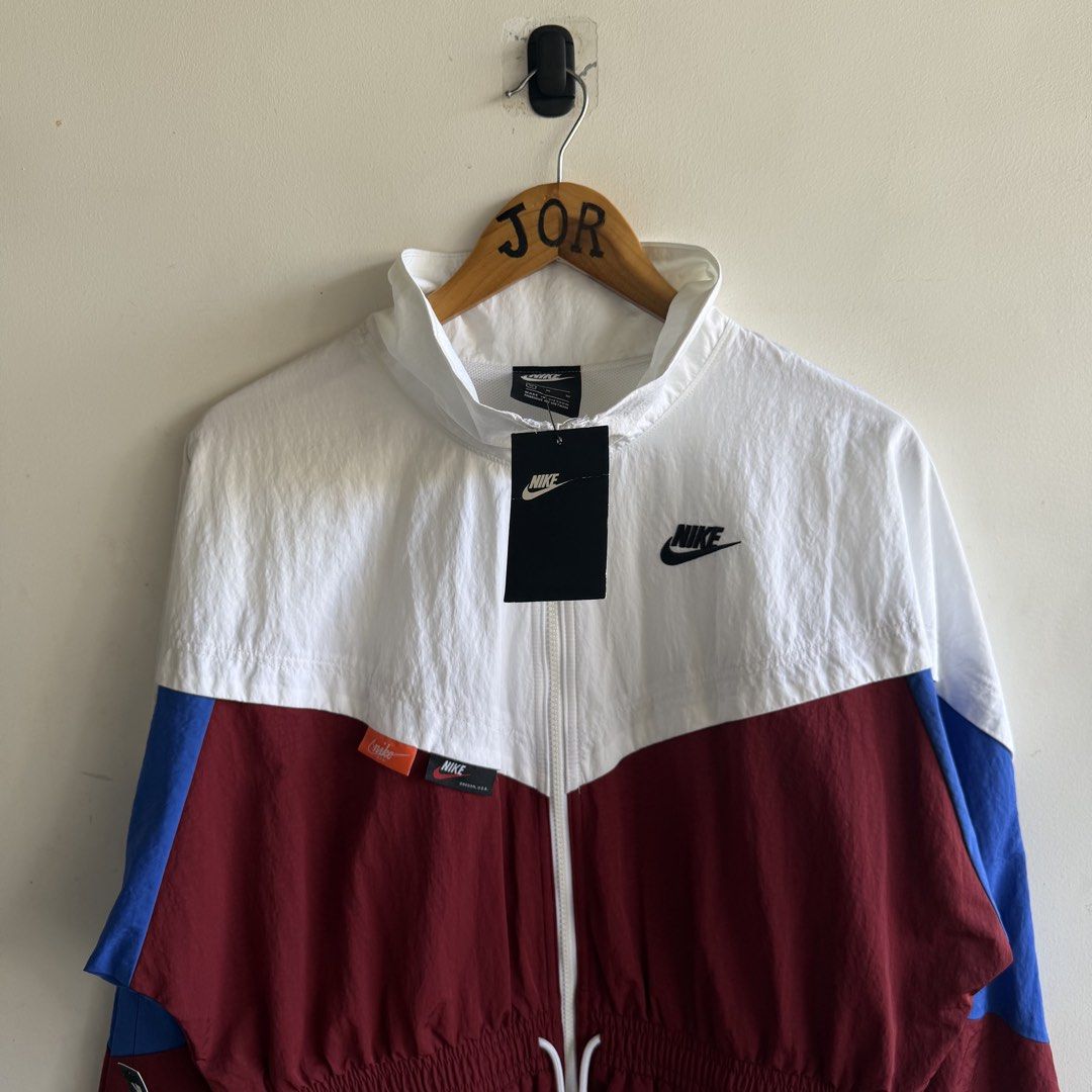 Nike Icon Clash Woven Track Jacket (Category: Coats, Jackets and Outerwear) located in San Fernando. Submitted by jorjorr (Listing ID 1471073887, Image 3). Description: Nike Icon Clash Woven Track Jacket Brand new with hangtag Medium on tag 22 width 33 length No issue P1,499.