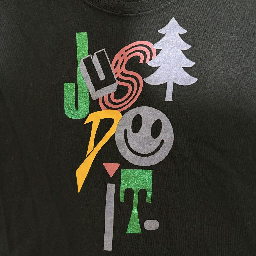 Nike Just Do It Christmas Shirt (Category: Shirts) located in Bulacan. Submitted by laleesa_ (Listing ID 1470961764, Image 2). Description: Best fit Small- Medium.
