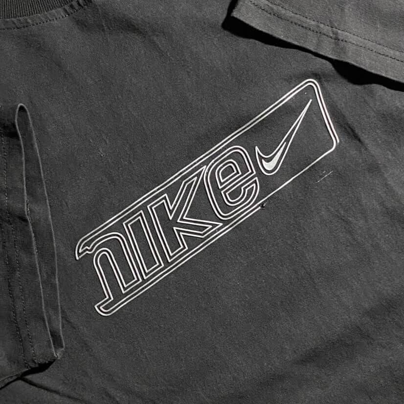 Nike Mid Script Retro Style Shirt (Category: Tshirts & Polo Shirts ) located in Antipolo. Submitted by soon2byourz_ (Listing ID 1471067530, Image 3). Description: Dimensions (laid flat): Pit to Pit: 20.25” Length: 29.25” [Cut tag] Flaws: medyo namumuti & multiple pinhole Color Rate: 9-9.5/10 Condition: WELL USED COLOR MAY VARY DUE TO LIGHTING!.