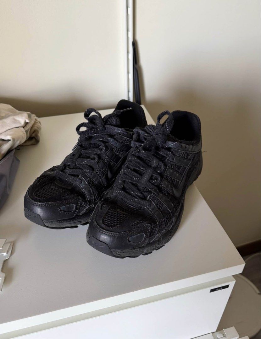 Nike P-6000 Premium Triple Black size 9 US (Category: Casual Shoes) located in Manila. Submitted by v.ink (Listing ID 1471059020, Image 1). Description: Nike P-6000 Triple Black Premium (naka-stock nalang din and also needs cleaning) Authentic with rep box (natapon na og box) still looks presentable see photos for details also (please check photos carefully this is not brand new manage your expectations) Payment first buyer shoulder’s shipping fe