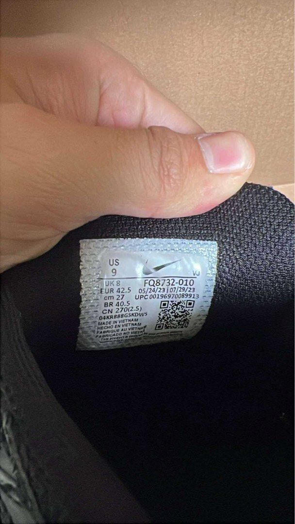 Nike P-6000 Premium Triple Black size 9 US (Category: Casual Shoes) located in Manila. Submitted by v.ink (Listing ID 1471059020, Image 3). Description: Nike P-6000 Triple Black Premium (naka-stock nalang din and also needs cleaning) Authentic with rep box (natapon na og box) still looks presentable see photos for details also (please check photos carefully this is not brand new manage your expectations) Payment first buyer shoulder’s shipping fe