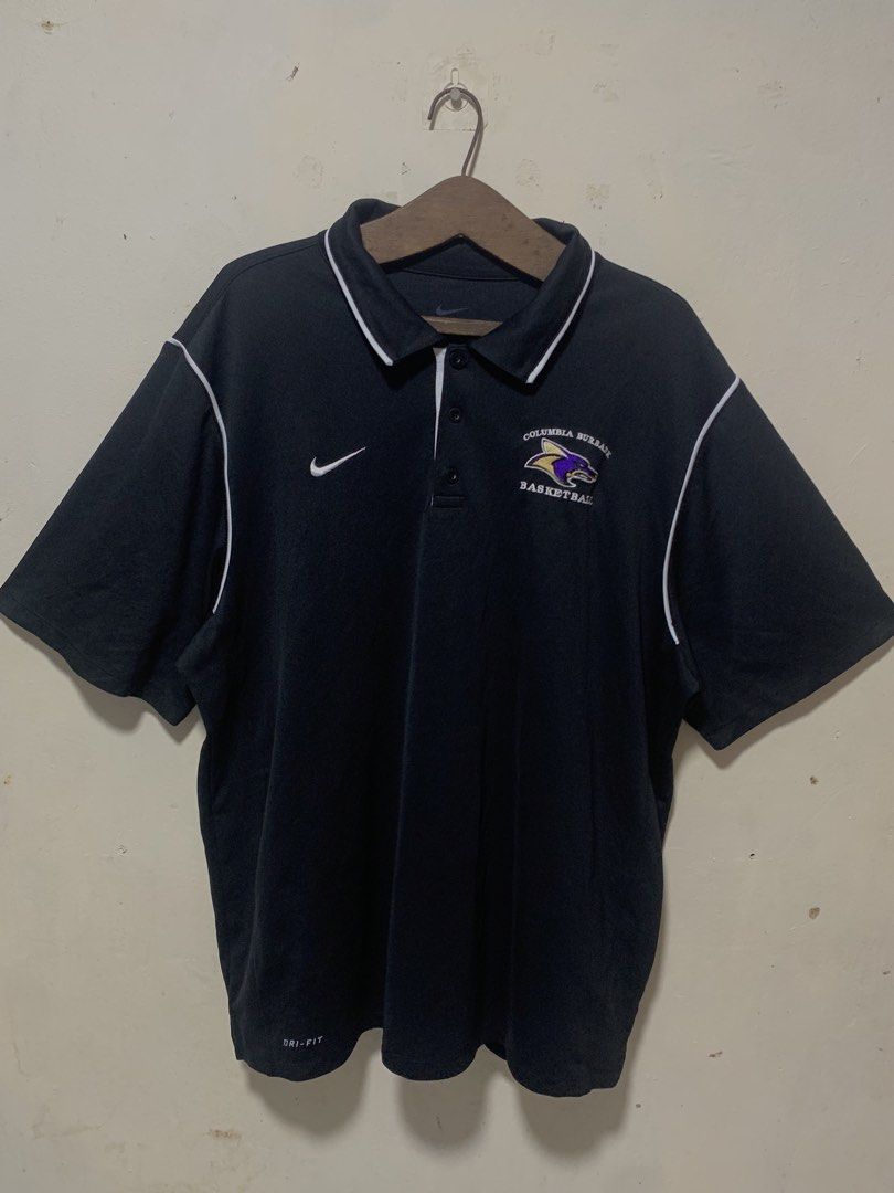 Nike polo (Category: Tshirts & Polo Shirts ) located in Tarlac. Submitted by zain-zaniyah (Listing ID 1470996322, Image 1). Description: .