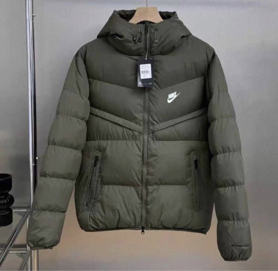 NIKE PUFFER JACKET (Category: Coats, Jackets and Outerwear) located in Himamaylan. Submitted by ilovemyswag67 (Listing ID 1471074266, Image 1). Description: 1-2WEEKS SHIPPING FROM CHINA!! GET YOURS NOW📩.