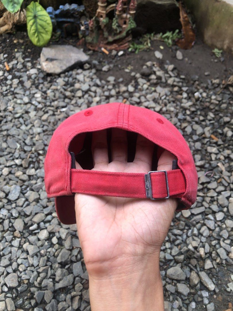 Nike SB Heritage86 Japan Flag Red Dad Hat (Category: Caps & Hats) located in San Pablo. Submitted by jilescalla (Listing ID 1470982949, Image 3). Description: - Brand: Nike SB - Style: Heritage86 adjustable cap - Color: Red with black inner sweatband - Details: Stitched Japan flag patch on front, white Nike SB embroidery on the side - Material: 100% cotton body and bill - Closure: Adjustable strapback with metal clasp - Size: Standard adjustable 
