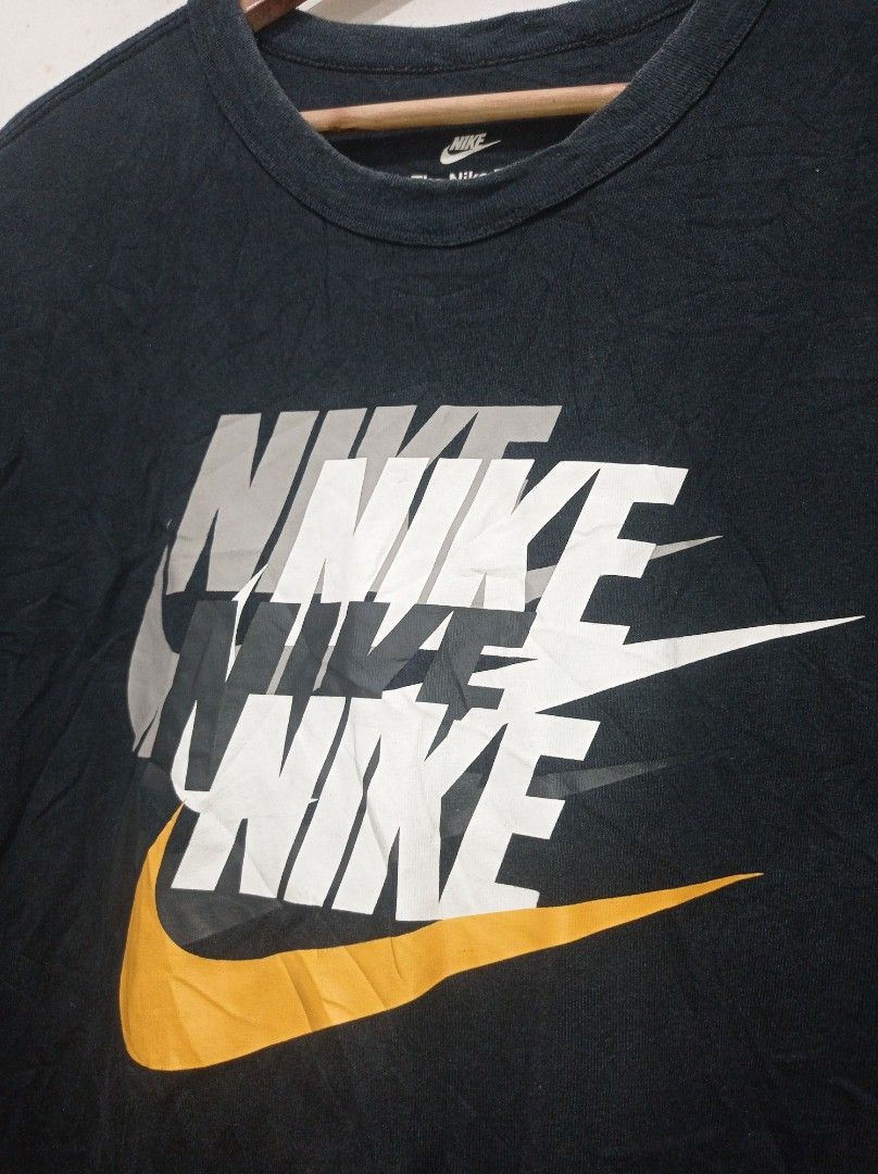 Nike Swoosh Multi Logo (Category: Tshirts & Polo Shirts ) located in Pasig City. Submitted by pureselectionapparel (Listing ID 1470951891, Image 2). Description: Nike Swoosh Multi Logo 🏷️ XXL on tag Large-XL best fit (22.5W 30L) Very Good Condition Heavy cloth Neck color rate: 8.9/10 No issues 400 plus ship Location: Pasig City.