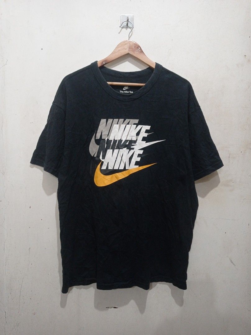 Nike Swoosh Multi Logo (Category: Tshirts & Polo Shirts ) located in Pasig City. Submitted by pureselectionapparel (Listing ID 1470951891, Image 1). Description: Nike Swoosh Multi Logo 🏷️ XXL on tag Large-XL best fit (22.5W 30L) Very Good Condition Heavy cloth Neck color rate: 8.9/10 No issues 400 plus ship Location: Pasig City.