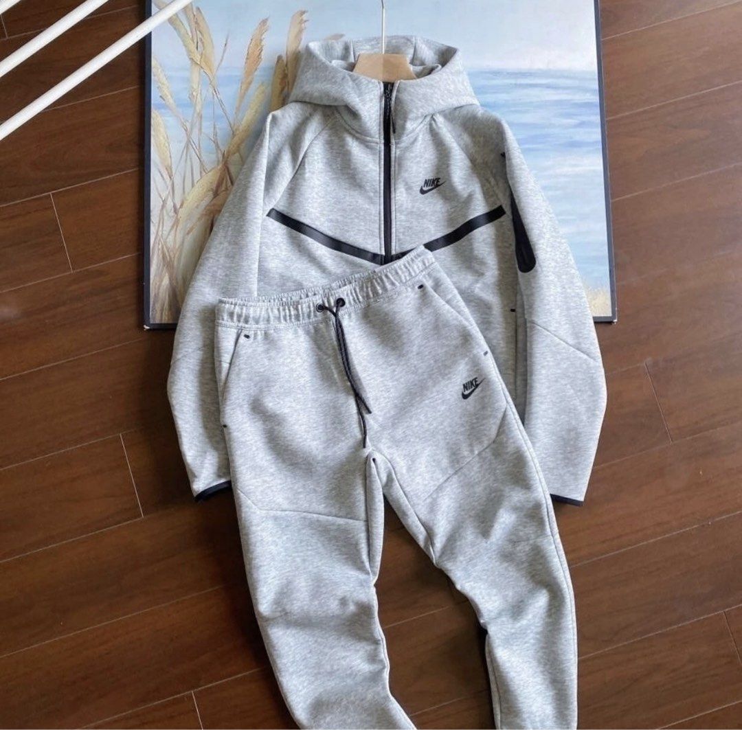 NIKE TECH FLEECE SET!! (Category: Hoodies) located in Himamaylan. Submitted by ilovemyswag67 (Listing ID 1471066579, Image 2). Description: 1-2WEEKS SHIPPING FROM CHINA HOODIE AND PANTS-only 2500 get yours now📩📩.