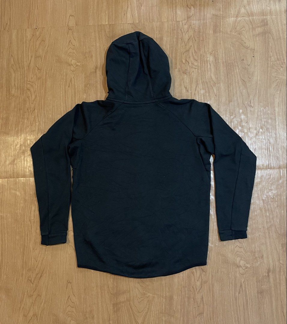 Nike Tech Men’s Full Zip Hoodie (Category: Coats, Jackets and Outerwear) located in Bacolod City. Submitted by maxpeynthrift (Listing ID 1470946598, Image 2). Description: Size Medium W 21 L 24 to 26 Excellent condition No issue.