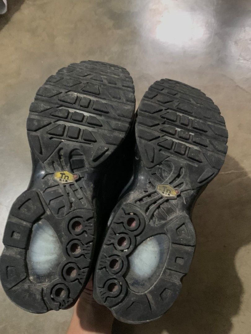 Nike TN Shoes (Category: Sneakers) located in Caloocan City. Submitted by jayjayb1738 (Listing ID 1471117547, Image 3). Description: size 8.5.