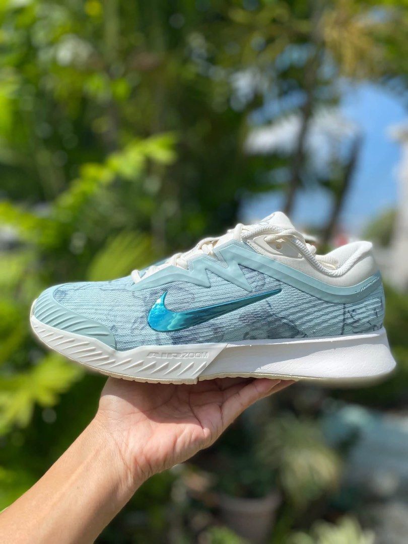 Nike Vapor Pro 3 Magnolia (Category: Sneakers) located in Baliuag. Submitted by flsvzn (Listing ID 1470973034, Image 2). Description: ‼️ ON-HAND & READY to SHIP 📌 Nike Vapor Pro 3 Magnolia SIZES: 9, 9.5 us mens. ✅ 📦Shipping via LBC, JRS & LALAMOVE 📩 DM for inquiries..