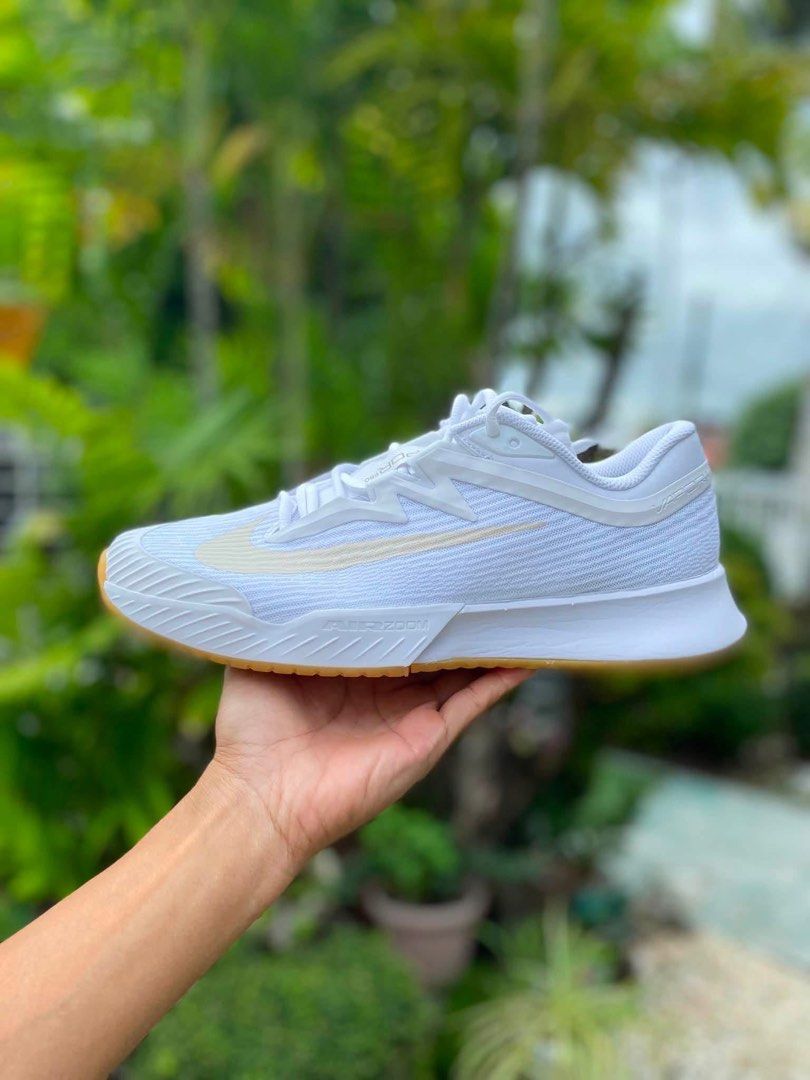 Nike Vapor Pro 3 Orewood Brown (Category: Sneakers) located in Baliuag. Submitted by flsvzn (Listing ID 1470972018, Image 2). Description: ‼️ ON-HAND & READY to SHIP 📌 Nike Vapor Pro3 OREWOOD BROWN SIZES: 10 & 11 MENS 📦Shipping via LBC, JRS & LALAMOVE 📩 DM for inquiries..