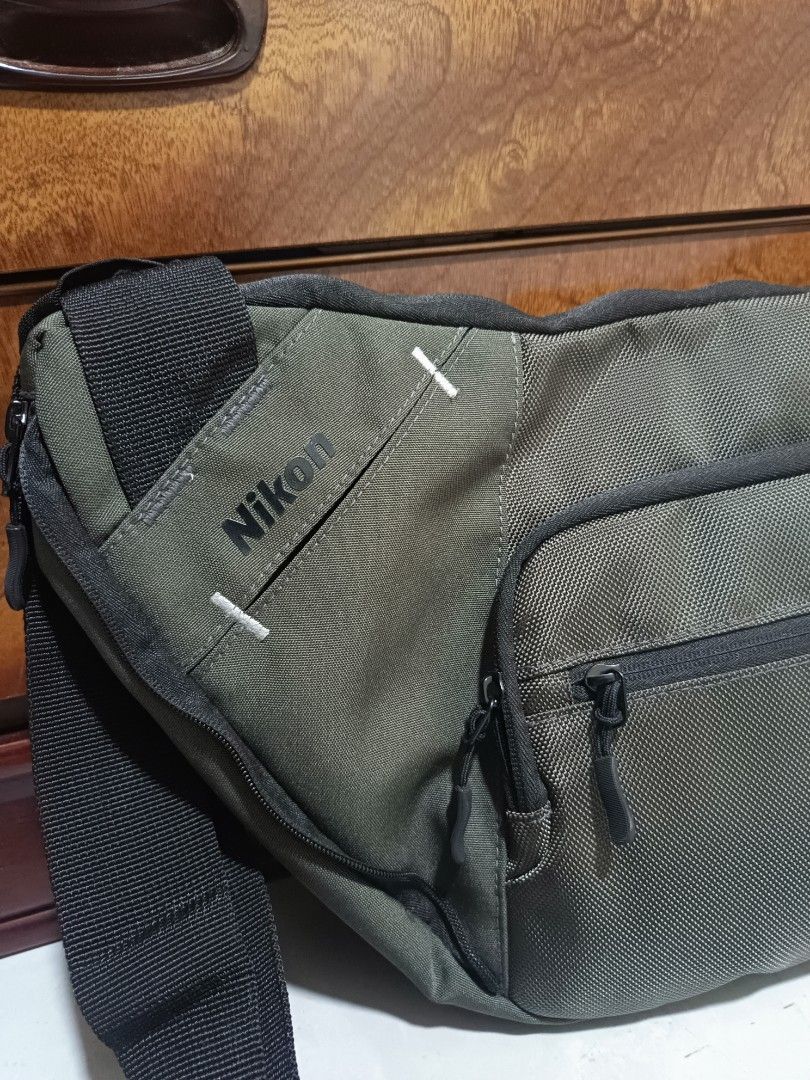 Nikon FLX Camera Bag (Olive Green) (Category: Camera Bags & Carriers) located in Santa Cruz. Submitted by friendlyfire1 (Listing ID 1470995432, Image 2). Description: Good as new Color may vary due to lighting +SF.