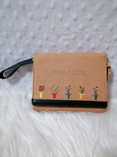 (Category: ) located in . Submitted by az-branded.items (Listing ID 1471062237, Image 1). Description: .
