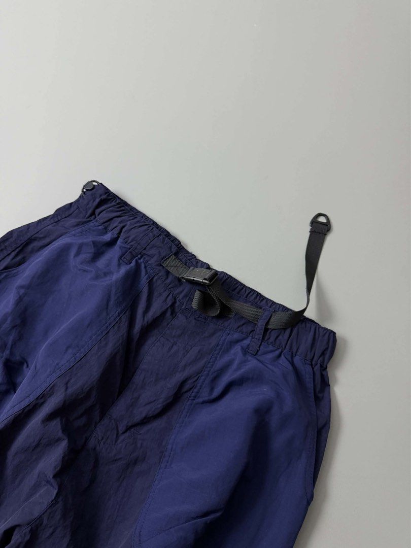 NINE POINT NINE ELLIPS T2 360 UTILITY PANTS (Category: Jeans) located in Guagua. Submitted by sweetboyy (Listing ID 1470980182, Image 2). Description: NINE POINT NINE ELLIPS T2 360 UTILITY PANTS EXCELLENT CONDITION SIZE MEDIUM ON TAG DIMES: WAISTLINE 30-32 / LENGTH 39 / LEG OPENING 8.