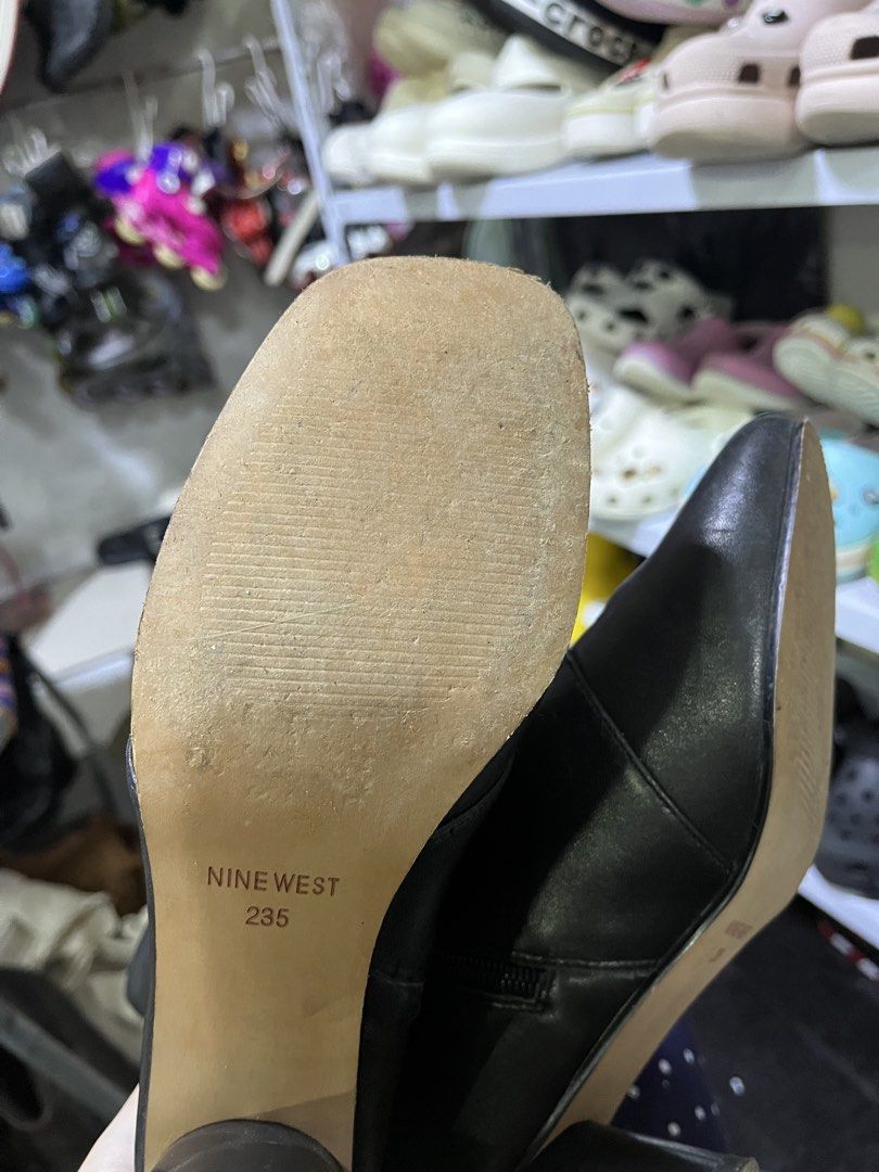 Nine West Boots 37 Euro (Category: Boots) located in Cagayan de Oro. Submitted by leehanfinds (Listing ID 1470985710, Image 3). Description: 23.5 cm 37 euro 7 us.