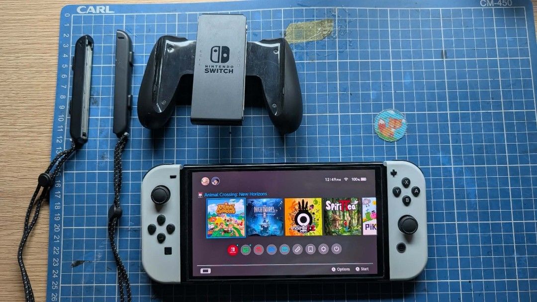 Nintendo Switch OLED White (Category: Nintendo) located in Cainta. Submitted by johnnydhipp (Listing ID 1470980440, Image 1). Description: • Display: 7-inch vibrant OLED screen with deeper blacks and higher contrast. • Storage: 64GB of internal storage • Dock: Updated dock featuring a built-in wired LAN/Ethernet port. • Stand: Wide, adjustable kickstand for tabletop mode. • Play Modes: TV mode (docked), tabletop mode, and handheld mode. * Comes w
