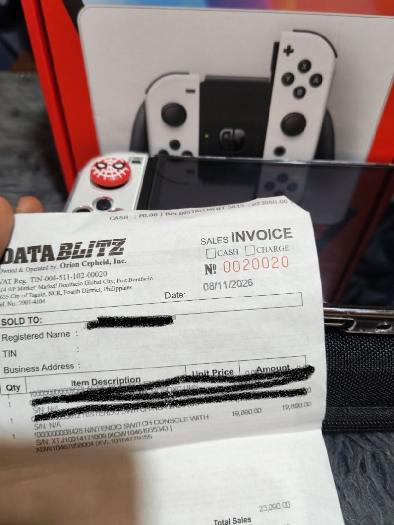 Nintendo Switch Oled - Complete (2 - months old / official warranty receipt) (Category: Nintendo) located in Manila. Submitted by nider_dc (Listing ID 1471045512, Image 2). Description: For only 11,000.00 Para kanang bumili ng brand new! ‼️ Pre-owned! ‼️ Wala pong issue!! , 2 months old lang po unit, under warranty with official receipt matched sa serial. ‼️ Condition, Bagong bago! ➡️ Comes with Complete Original Accessories & Box ➡️ Free tempere
