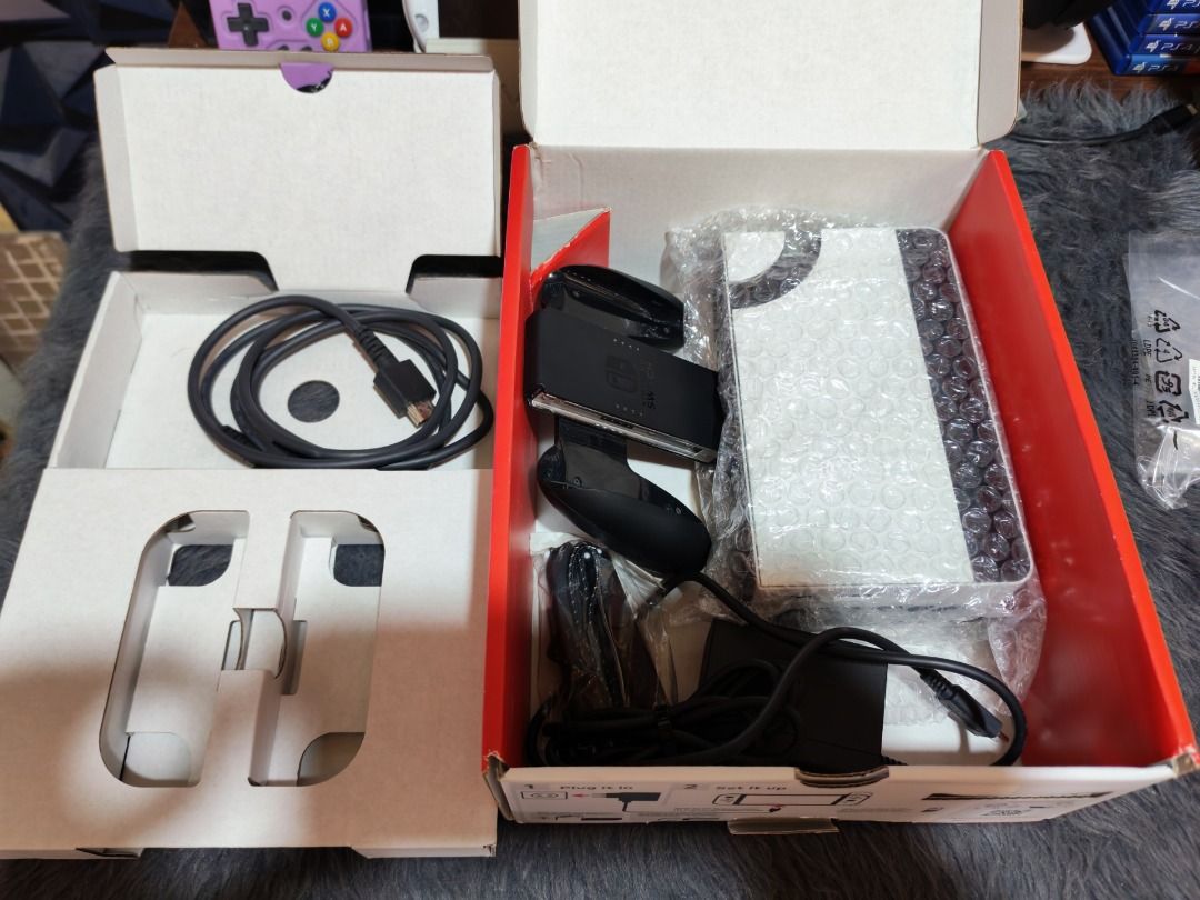 Nintendo Switch Oled - Complete (2 - months old / official warranty receipt) (Category: Nintendo) located in Manila. Submitted by nider_dc (Listing ID 1471045512, Image 3). Description: For only 11,000.00 Para kanang bumili ng brand new! ‼️ Pre-owned! ‼️ Wala pong issue!! , 2 months old lang po unit, under warranty with official receipt matched sa serial. ‼️ Condition, Bagong bago! ➡️ Comes with Complete Original Accessories & Box ➡️ Free tempere