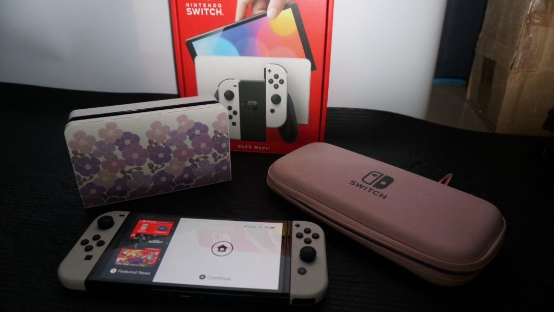Nintendo Switch Oled White (Category: Nintendo) located in Manila. Submitted by shutter.clicker (Listing ID 1470990201, Image 3). Description: *** LAST PRICE POSTED❗❗❗ Lady owned NO MEMORY CARD INCLUDED FREE GAME: ANIMAL CROSSING NEW HORIZONS MOP: Gcash, Bank transfer para hindi hassle magdala ng cash Issue: White joycon(L) ghost touch yung L button can be remapped in the settings Inclusions: Box Switch OLED tempered installed Charger, HDMI cable