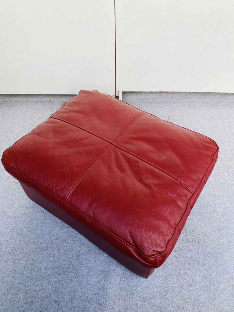 Nitori Red Ottoman (Category: Chairs) located in Manila. Submitted by elliefurnies31 (Listing ID 1470942362, Image 3). Description: "JAPAN SURPLUS" NITORI RED OTTOMAN SIZE: 28L" x 23W" x 15H" inches (AS-IS ITEM) IN GOOD CONDITION.