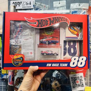 Hot Wheels Premium Knight Rider K.I.T.T., 玩具收藏品, 手辦及模型, 汽車模型 - Carousell