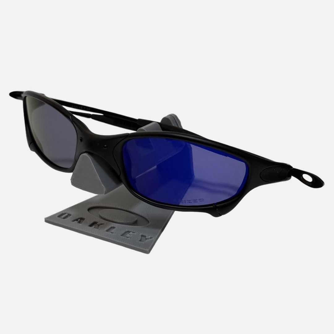 Oakley Juliet X-Metal (Category: Sunglasses & Eyewear) located in Cabuyao City. Submitted by oakmanwun (Listing ID 1470991227, Image 2). Description: Available in Ruby Iridum, Ice Iridium, Plasma, Black Iridium, Cyclops Blue, & Cyclops Red Message us for inquiries.