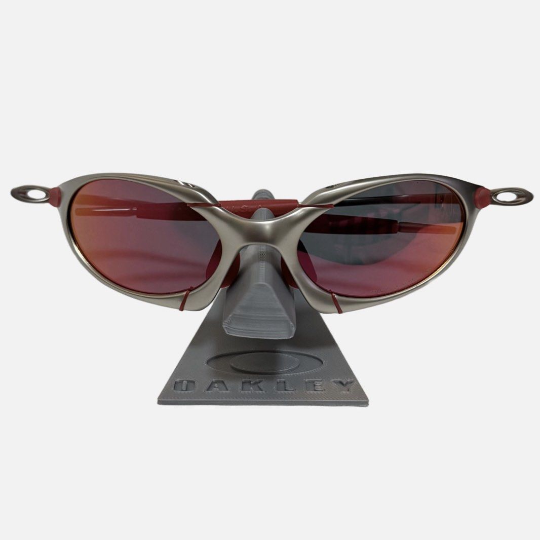 Oakley Romeo X-Metal (Category: Sunglasses & Eyewear) located in Cabuyao City. Submitted by oakmanwun (Listing ID 1470991043, Image 1). Description: Available in Plasma/Ruby & Black Iridium Message us for inquiries.