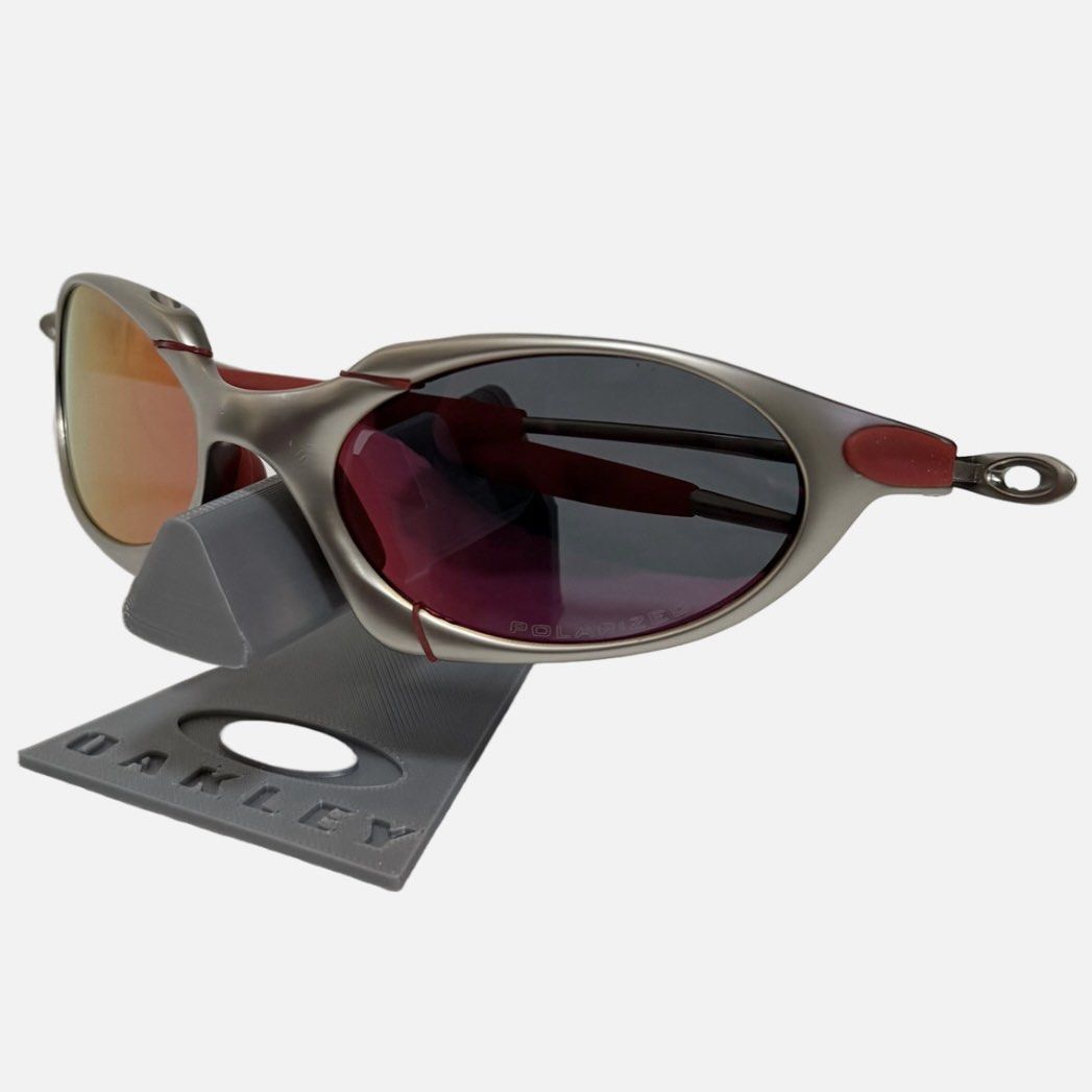 Oakley Romeo X-Metal (Category: Sunglasses & Eyewear) located in Cabuyao City. Submitted by oakmanwun (Listing ID 1470991043, Image 2). Description: Available in Plasma/Ruby & Black Iridium Message us for inquiries.