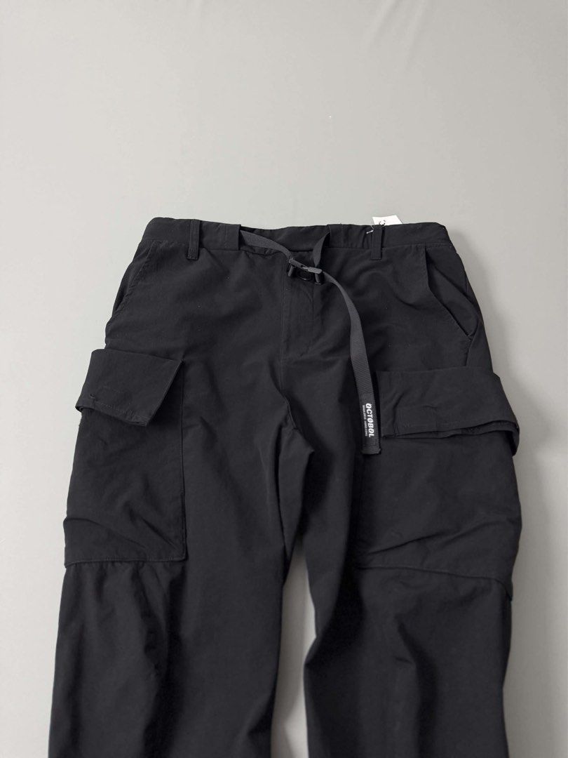 OCTOBOL UTILITY CARGO PANTS (Category: Jeans) located in Guagua. Submitted by sweetboyy (Listing ID 1471041218, Image 2). Description: OCTOBOL UTILITY CARGO PANTS EXCELLENT CONDITION SIZE LARGE ON TAG DIMES: WAISTLINE 34-38 / LENGTH 37 / LEG OPENING 8.5.