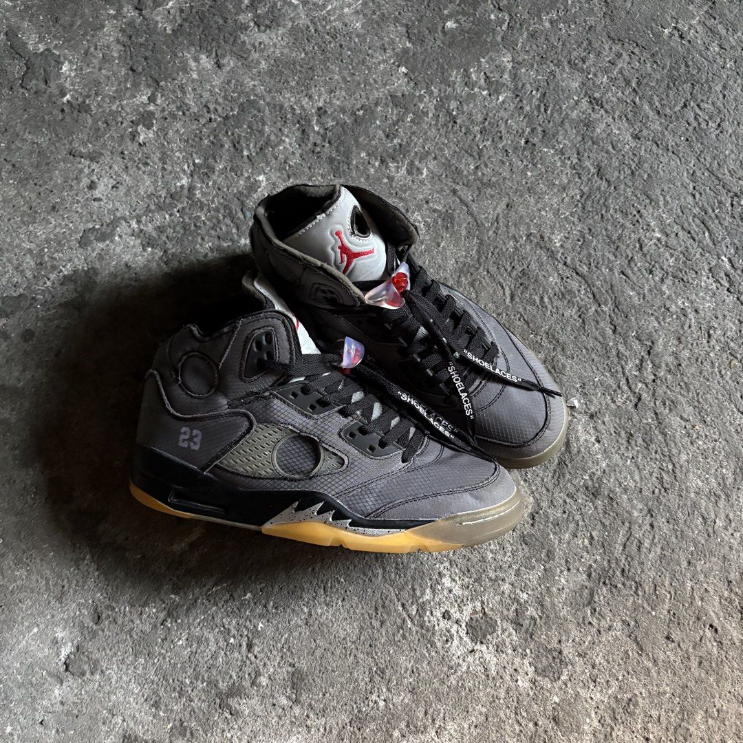 Off-White - Air Jordan 5 Retro SP "Muslin" (Category: Sneakers) located in Taguig. Submitted by _grailedph (Listing ID 1471028842, Image 3). Description: Off-White - Air Jordan 5 Retro SP "Muslin" Check photos for reference Size: 11mens/29cm Pair only/As is Excellent Condition ₱ 2,200.