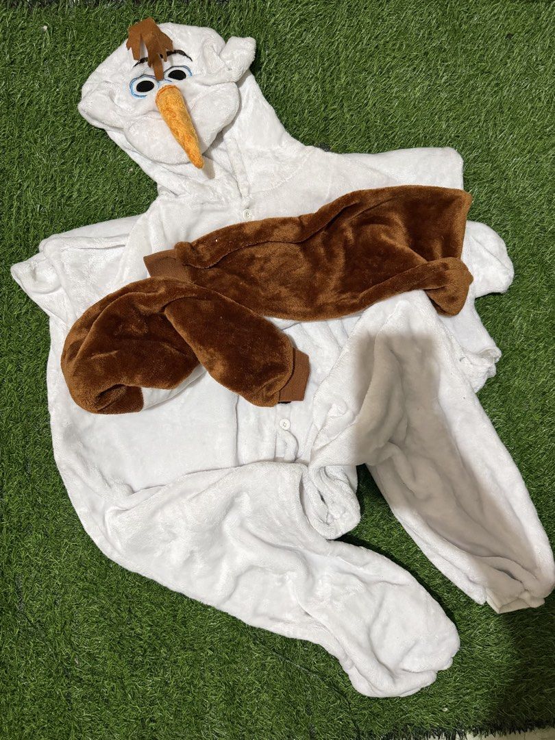 Olaf Spiderman Jack Nightmare Minion (Category: Sleep and Loungewear) located in San Fernando. Submitted by InvisibleMe (Listing ID 1470933853, Image 1). Description: 200-250 each DM for each details.