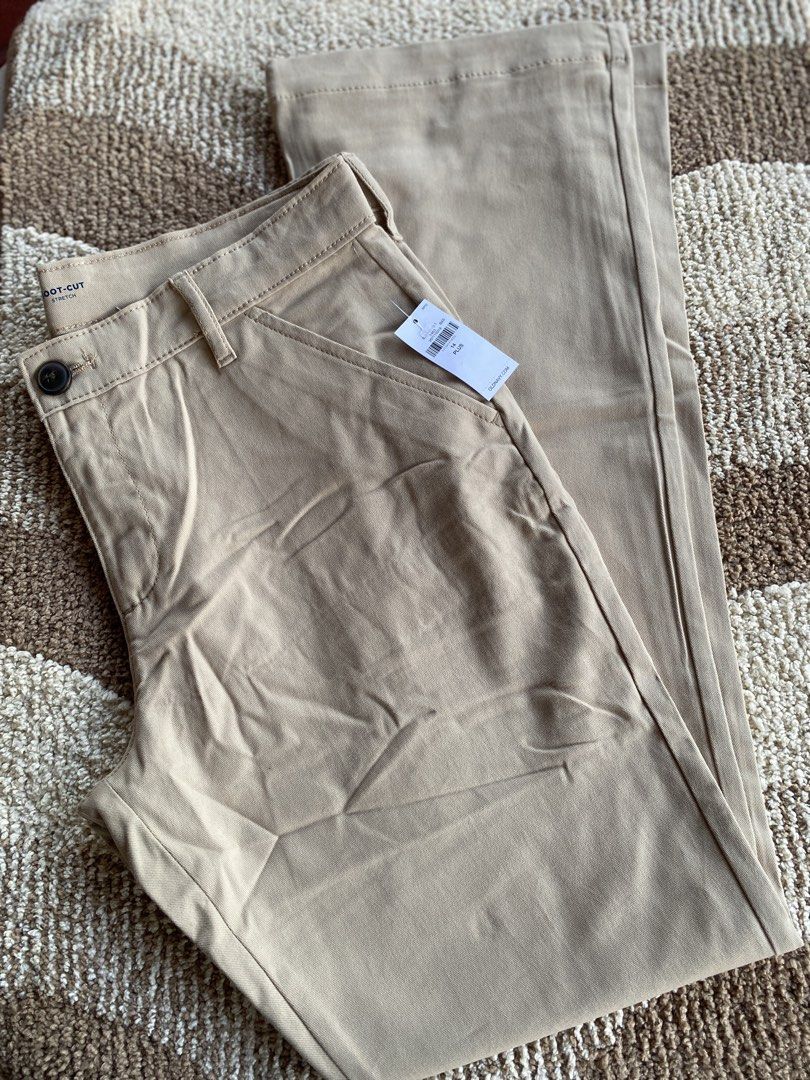 Old Navy Boot-Cut Stretch Plus Size 14 Khaki Pants 30-31” (Category: Jeans) located in Batangas. Submitted by lux_kimmy (Listing ID 1471046012, Image 1). Description: - Brand: Old Navy - Item: Boot-cut stretch pants - Color: Khaki - Size: 14 Plus / 30-31” - Condition: Brand new with tags (BNWT), never worn - Waist: Approx. 16 inches across (flat) - Details: Classic everyday style, front pockets, front button closure.