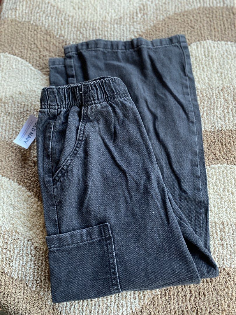 Old Navy Cargo pants for Kids size8 (Category: Babies & Kids Fashion) located in Batangas. Submitted by lux_kimmy (Listing ID 1471045850, Image 1). Description: - Brand: Old Navy - Item: High-Rise Cargo Pants for Kids - Size: 8 (Medium) - Color: Washed Dark Gray / Black Denim - Condition: Brand new with tags (BNWT) - Features: Comfortable elastic waistband, multiple utility cargo pockets, trendy relaxed fit.