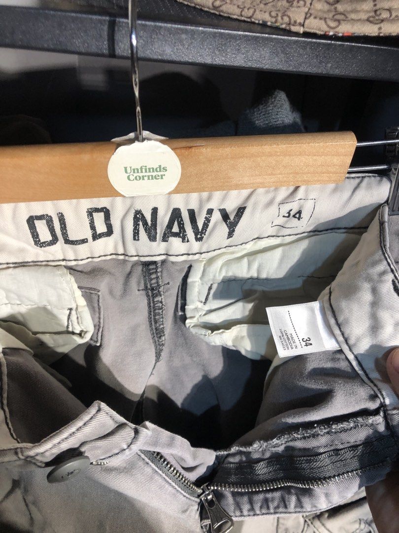 OLD NAVY CARGO SHORTS (Category: Shorts) located in San Pablo. Submitted by genesisllo24149 (Listing ID 1471017911, Image 3). Description: OLD NAVY CARGO SHORTS WAIST -> 36 LENGTH -> 21 THIGH -> 14 LEG OPENING -> 12 ISSUE -> LINTS CONDITION -> GOOD DM TO PURCHASE 📥 DISCLAIMER: - Please manage your expectations, posted items are preloved, used & thrifted -Actual color may vary due to lighting -Flaker will be posted.