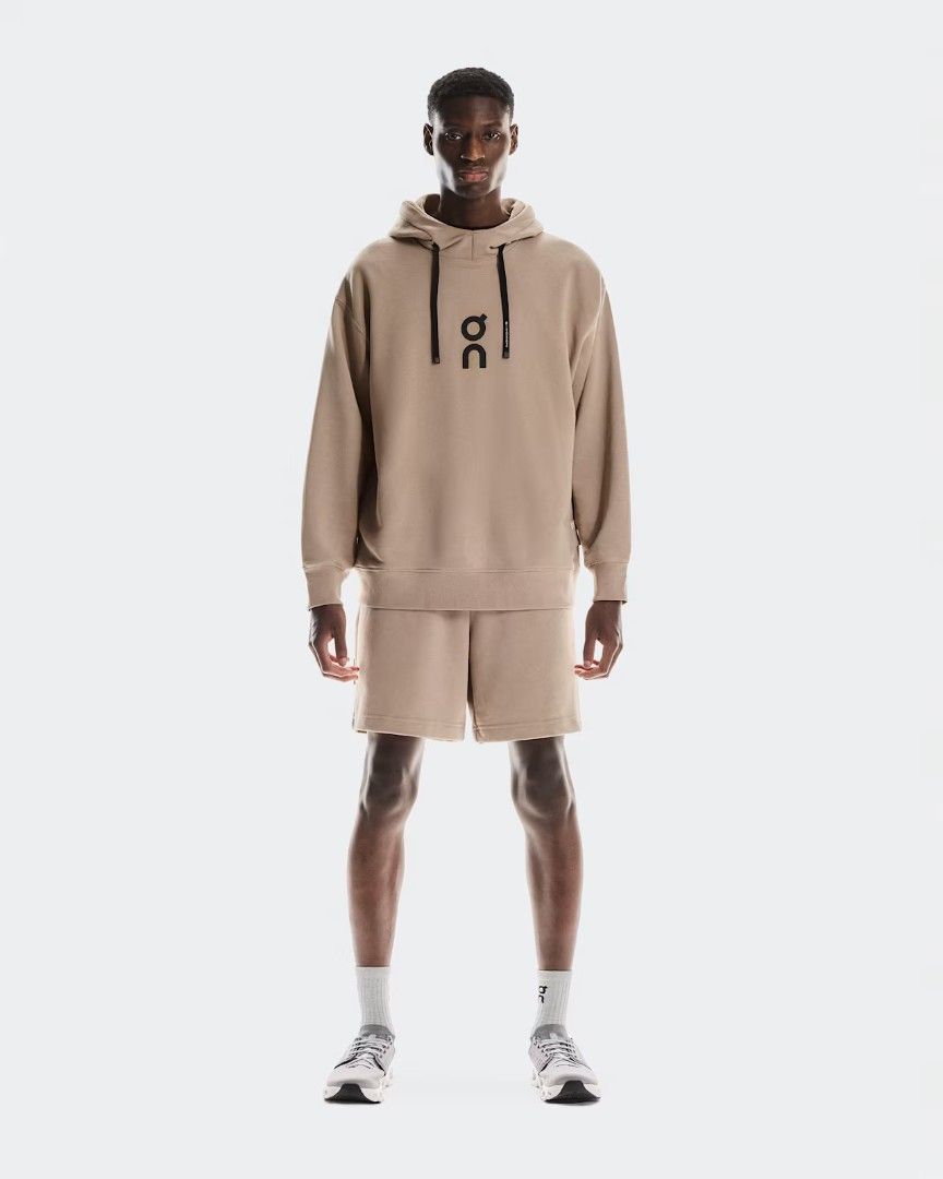 ON CLOUD CLUB PULL OVER HOODIE (Category: Coats, Jackets and Outerwear) located in Talisay. Submitted by nooooooooooooooooy (Listing ID 1471039534, Image 1). Description: ON CLOUD CLUB PULL OVER HOODIE SMALL (OVERSIZE) WIDTH 25 LENGTH 26 EXCELLENT NO FLAWS, NEED WASH PM💌💌.